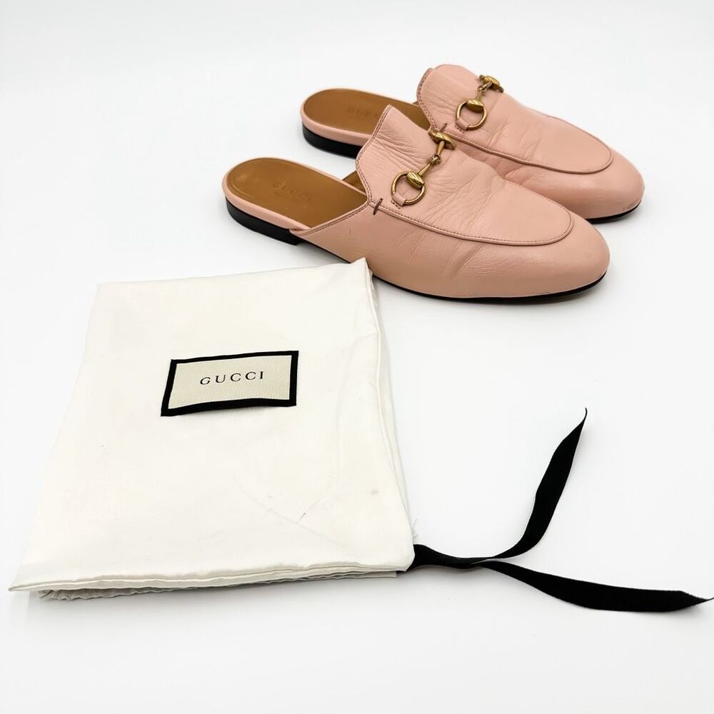 Gucci Pink Leather Flats with Horsebit Detail